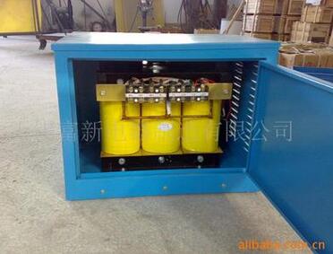 三相干式变压器